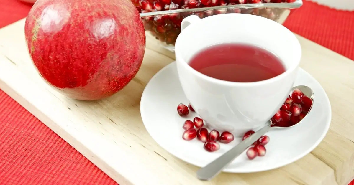 11 Pomegranate Tea Benefits That Make It Really Powerful